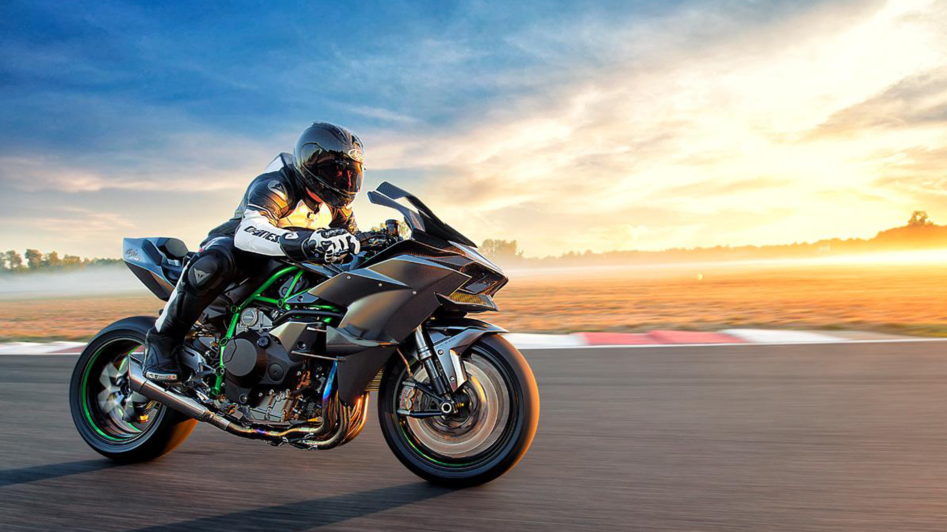 Kawasaki Ninja H2R Games 2024 Game Screenshot