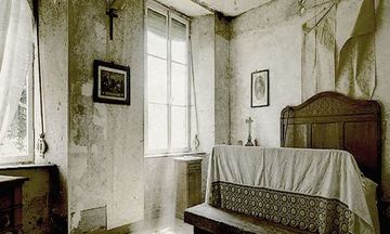 Scary Villa Escape Game Screenshot