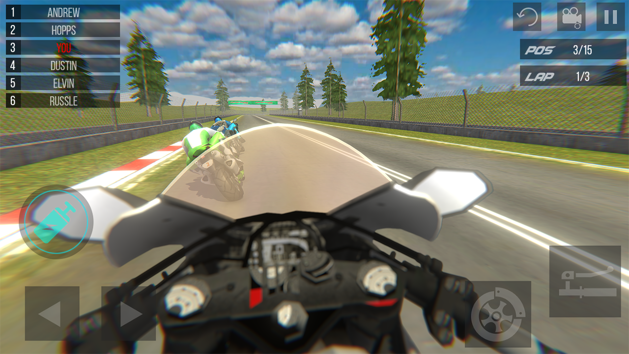 Race the Bikes Game Screenshot