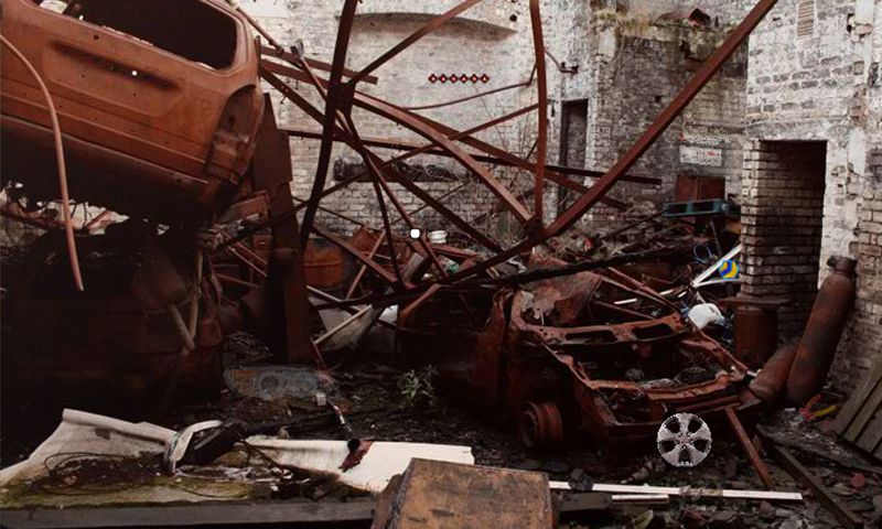 Screenshot of Abandoned Car Garage Escape