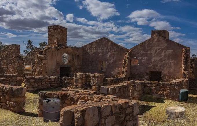 放棄されたホームステッドエスケープ ゲームのスクリーンショット