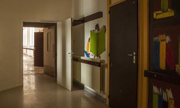 Escape From Sanatorium DuBasil Game Screenshot