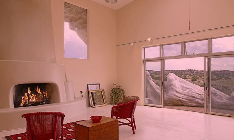Screenshot of Giant Rock House Escape