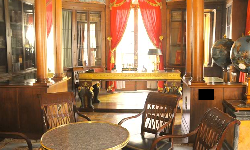 Chateau De Malmaison Escape 게임 스크린샷