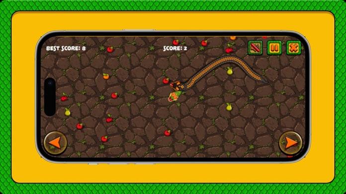 Snake Attack: Eat & Run Game Screenshot