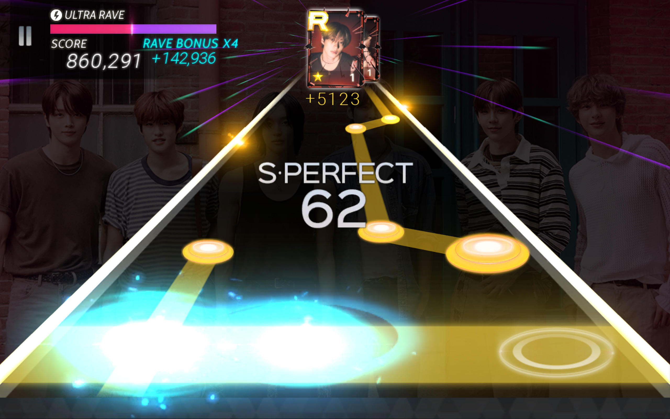 SUPERSTAR SMTOWN Game Screenshot