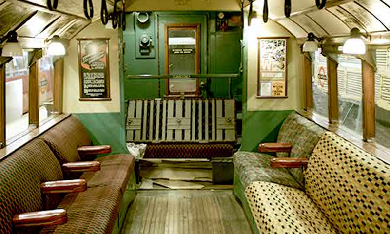 Escape London Transport Museum Game Screenshot