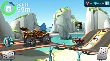 Cuplikan Layar Game MMX Hill Dash 2 – Offroad Truck, Car & Bike Racing