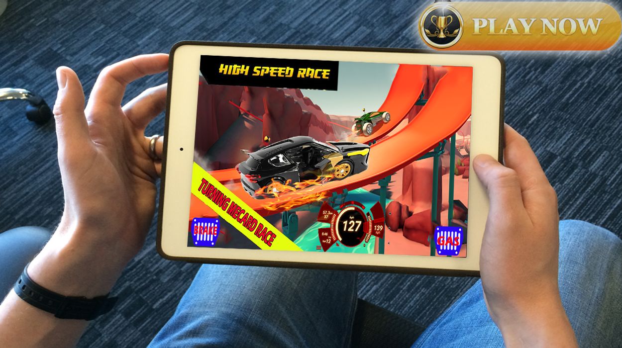 Screenshot of Super Car Turning Mecard Racing