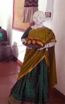 Escape Ceiba Silk 게임 스크린샷