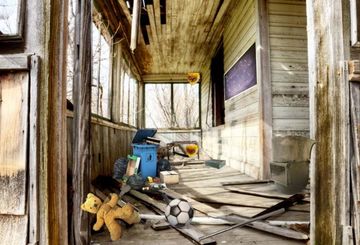 Escape Game Abandoned Building 6 Game Screenshot
