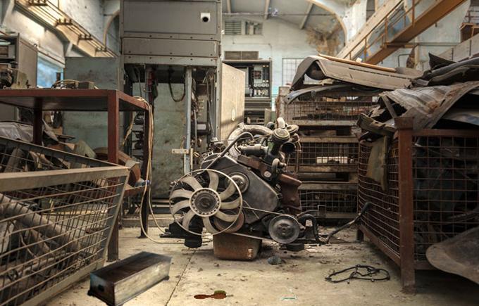Abandoned Factory Escape 13 Game Screenshot