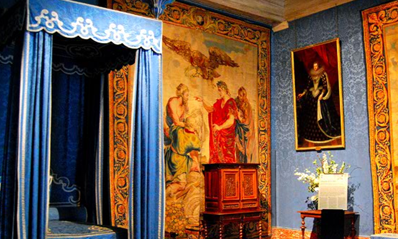 Chateau De Chambord Palace Game Screenshot