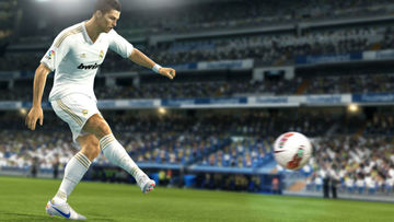 UEFA CHAMPIONS LEAGUE Game Screenshot