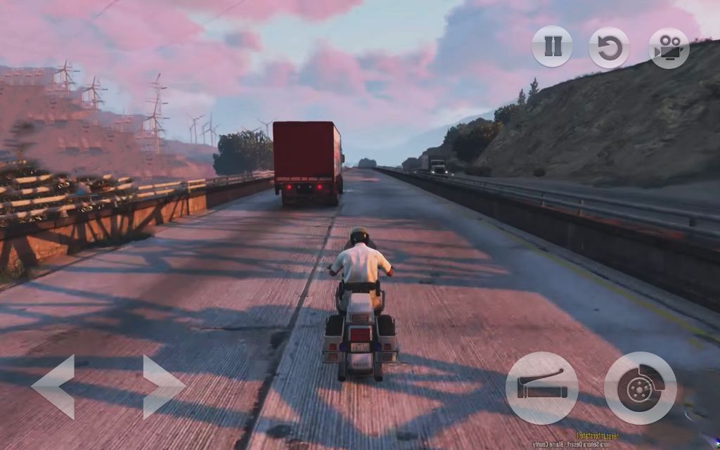 Screenshot of Police Motorbike : Simulator Crime City Chase 3D