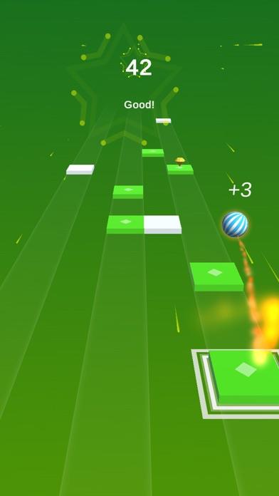 Piano Ball: Run On Music Tiles Game Screenshot