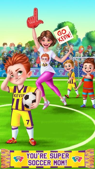 Скриншот игры Soccer Mom's Crazy Day