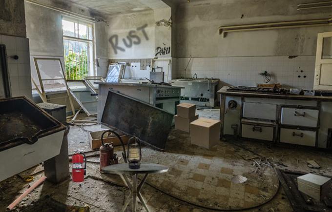 Abandoned Factory Escape 13 Game Screenshot