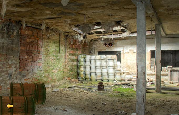 Abandoned Ruined House Escape Game Screenshot