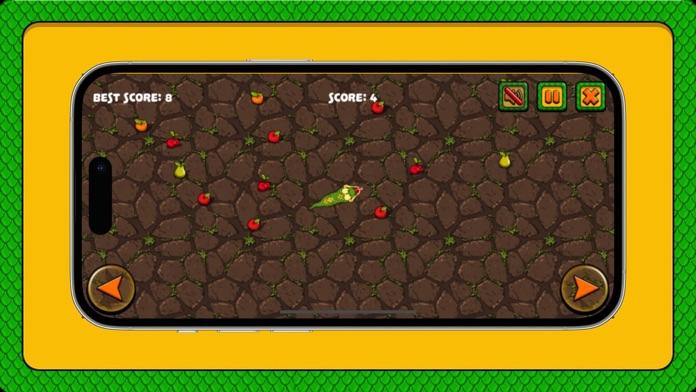 Snake Attack: Eat & Run Game Screenshot