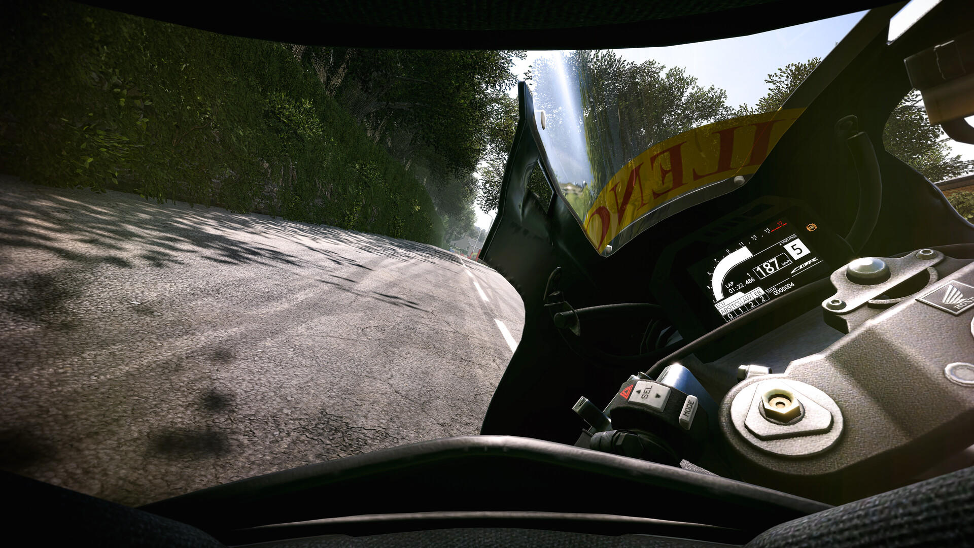 TT Isle Of Man: Ride on the Edge 3 screenshot game