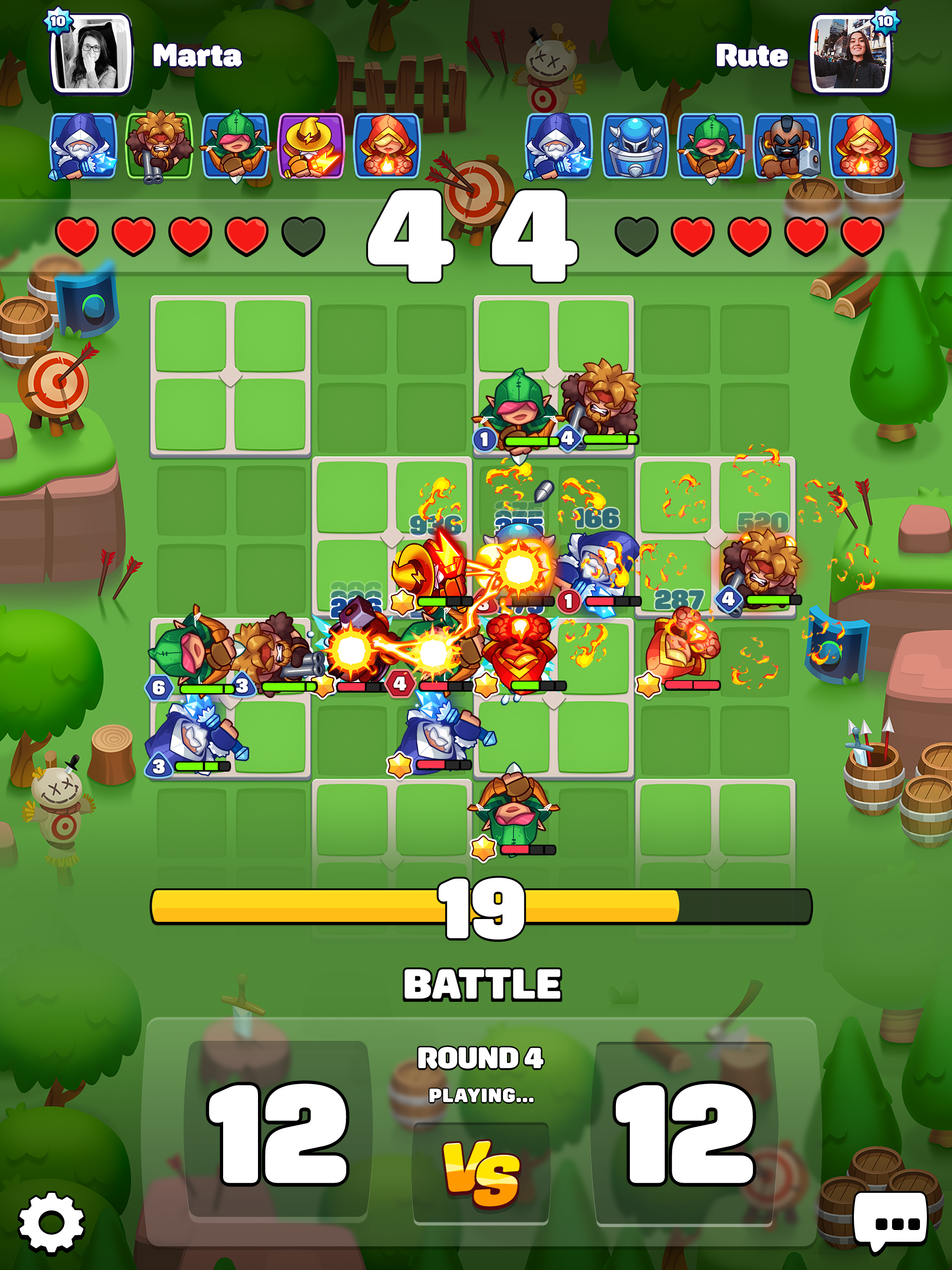 Hero Tactics: PVP Wars ゲームのスクリーンショット