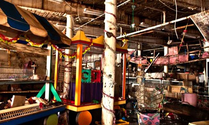 Toy Store And Factory Escape Game Screenshot