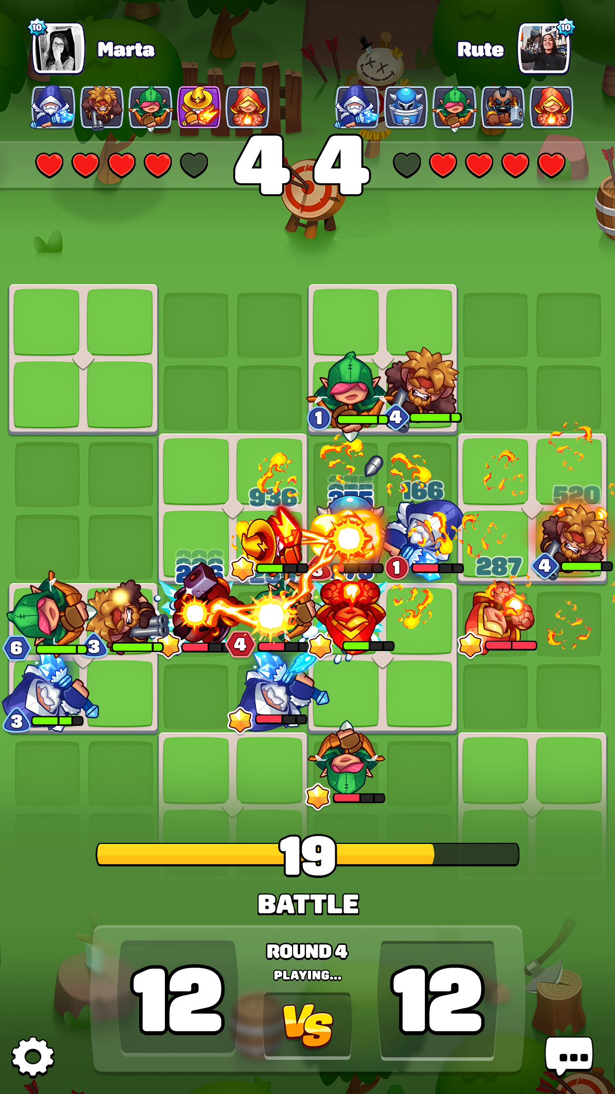 Hero Tactics: PVP Wars ゲームのスクリーンショット