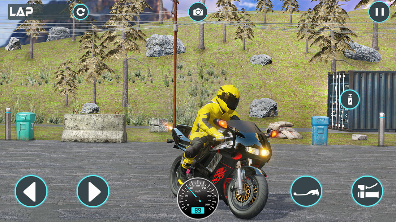 Screenshot of Motorcycle Games Traffic Rider