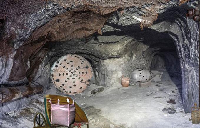 Escape Games - Abandoned Tunnel Game Screenshot