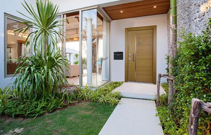 Can You Escape Luxury Pool Villa Game Screenshot