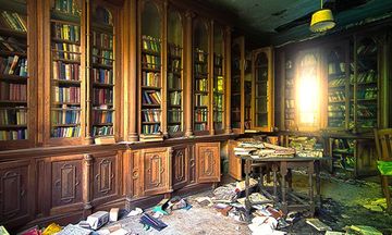 Abandoned Library Escape Game Screenshot