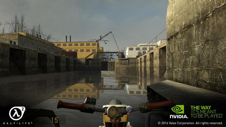 Screenshot 1 of Half-Life 2 