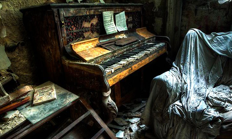 Impaired Piano House Escape Game Screenshot