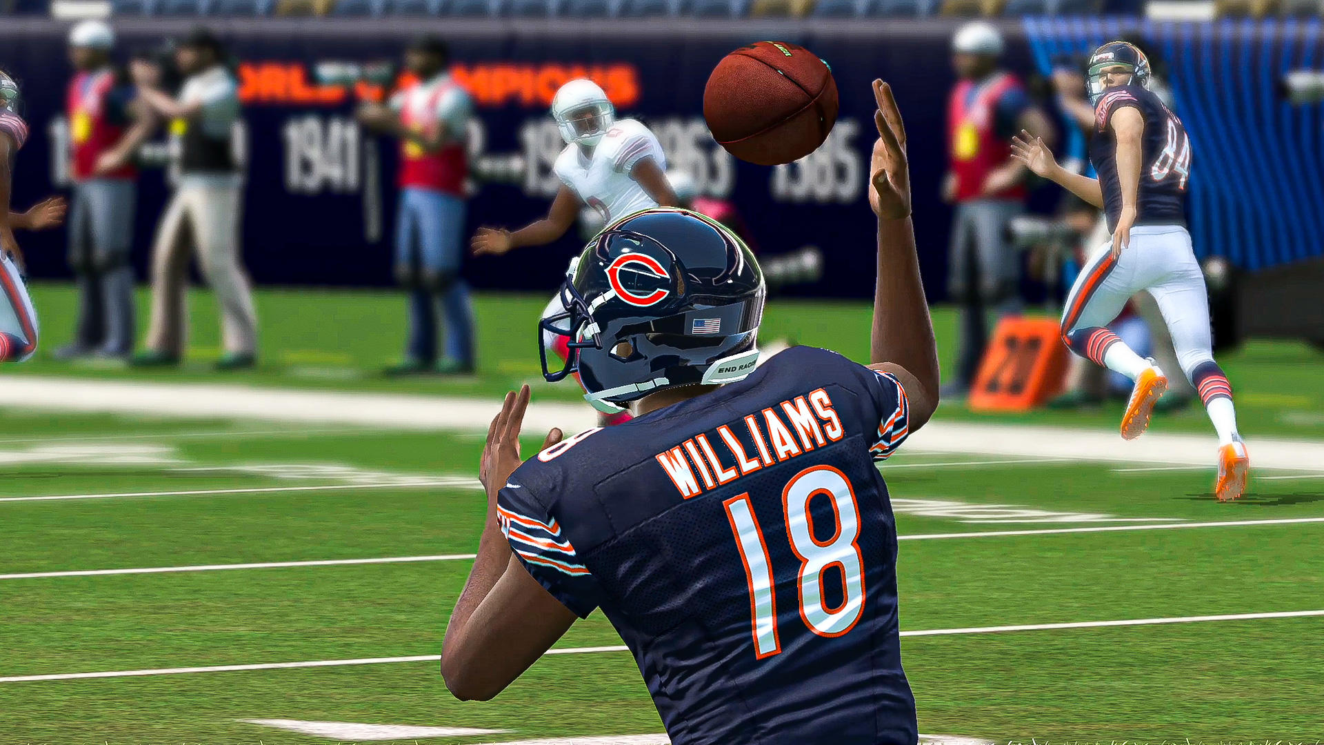 Cuplikan Layar Game Madden NFL 27 Mobile Football